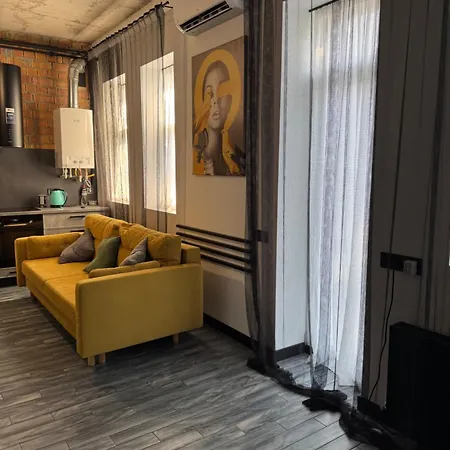 S Terrasoi Klybnui Dom Chelsea Odessa