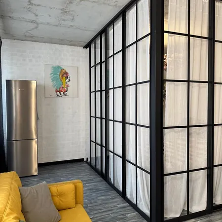 Apartman S Terrasoi Klybnui Dom Chelsea