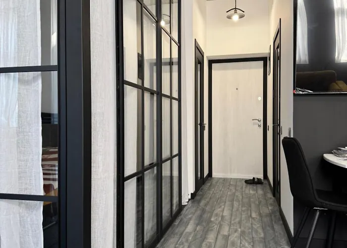 Apartman S Terrasoi Klybnui Dom Chelsea *