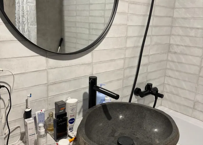 S Terrasoi Klybnui Dom Chelsea Apartment