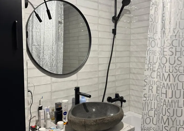 S Terrasoi Klybnui Dom Chelsea Apartman